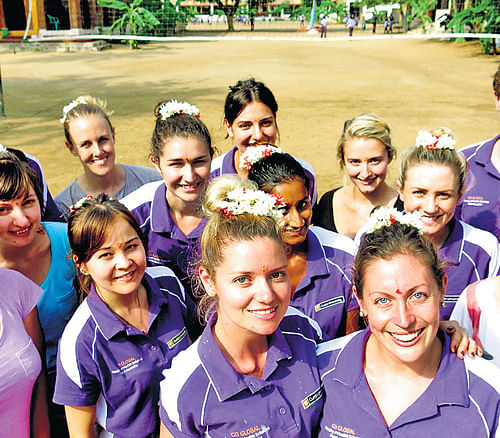 Young Australian girls with their programme supervisor Dave Parsons during their internship in Tiruchirapalli. Photo Courtesy: Isobel Ewing