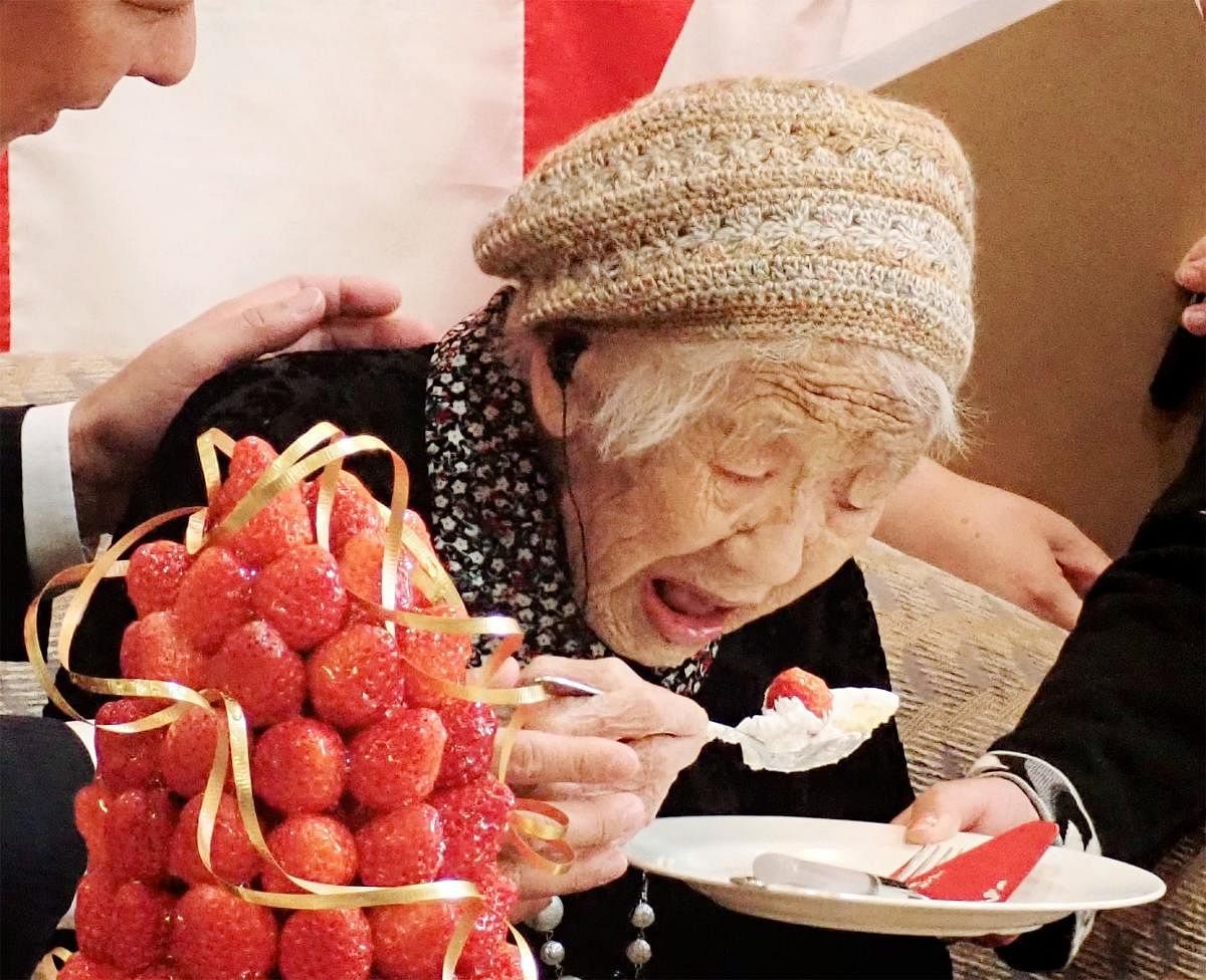 Kane Tanaka, a 116-year-old Japanese woman, celebrates with the official recognition of Guinness World Records' world's oldest verified living person in Fukuoka. AFP photo