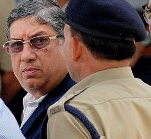 Crucial BCCI meet begins, Srinivasan likely to step aside