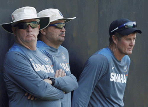 India's chief coach Dunchan Fletcher (L), former bowling coach Joe Dawes (C) and former fielding coach Trevor Penney. The BCCI on Tuesday decided to give Dawes and Penney a 'break' after India's disastrous performance in England. PTI file Photo