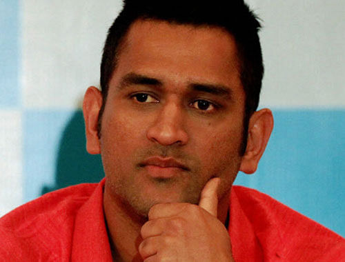 Indian captain Mahendra Singh Dhoni's statement that coach Duncan Fletcher continues to remain the 'boss' of the team and will stay till the 2015 World Cup has prompted a livid BCCI to take up the matter at the next Working Committee meeting. PTI photo