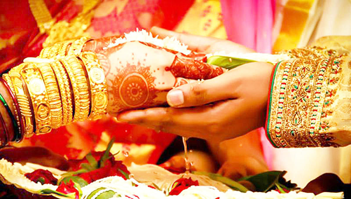 A bride-to-be in dry Bihar declined to tie the knot when she learnt that her would-be husband had arrived in an inebriated condition, after which the groom a police constable was arrested. (image for representation)