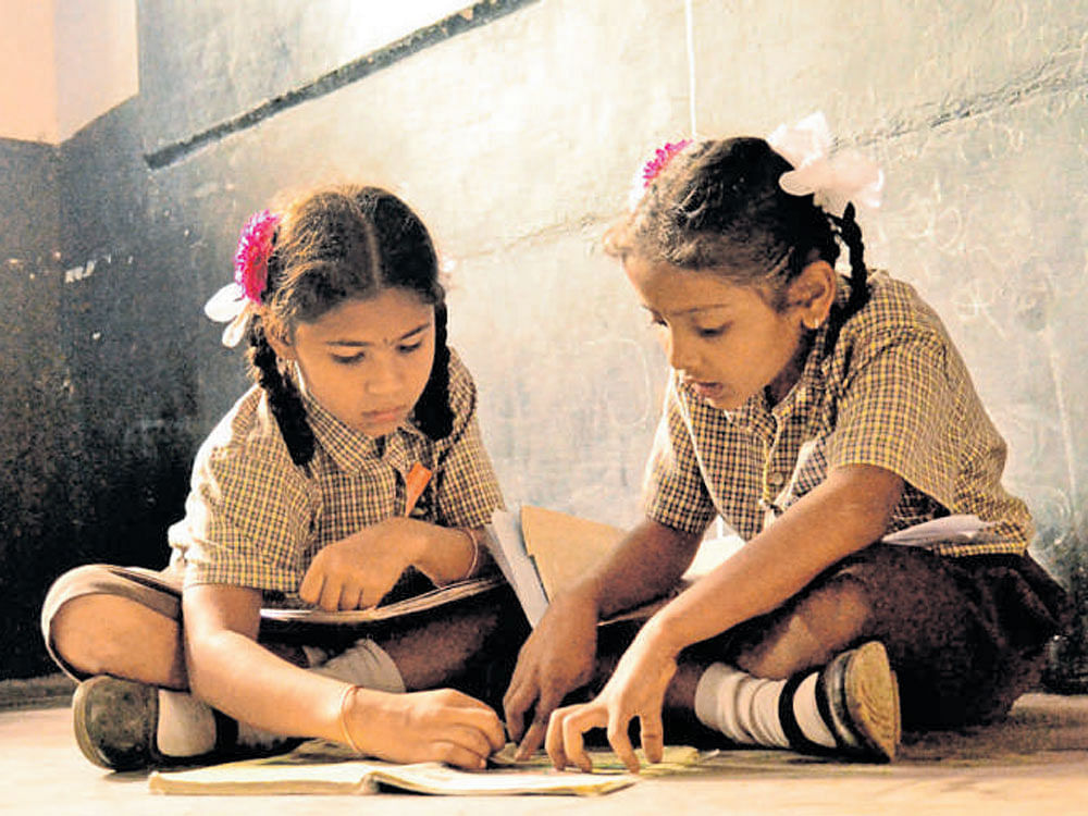 Students in a class room. DH file photo for representation
