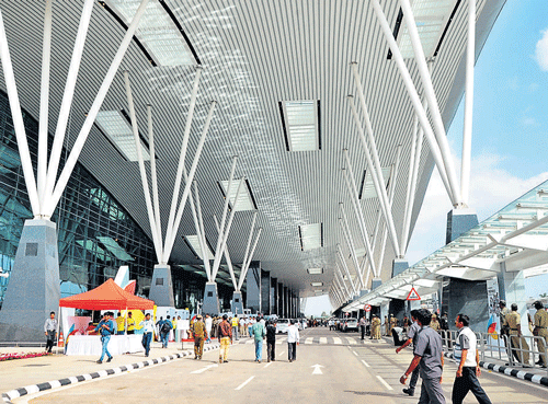 Kempegowda International Airport is pushing hard to secure a "home carrier" and emerge as a airlines hub with an offer of lower landing and parking tariffs.  DH file photo
