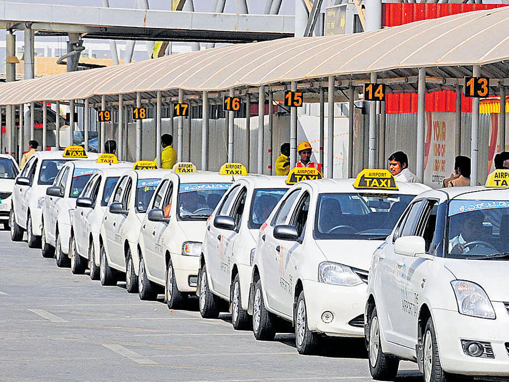 Each of the proposed new operators will be allocated a minimum of 400 taxis for the first year. They will have to operate their own call centres and use their own technology. DH file photo