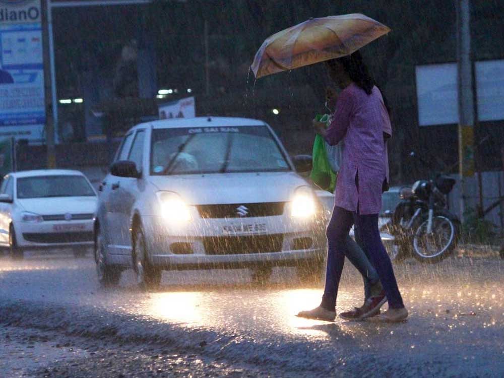 The city received 0.4 mm of rainfall till 5.30 pm,while the HAL airport recorded 4 mm of rainfall and the Kempegowda International Airport (KIA) received 0.8 mm of rainfall. file photo