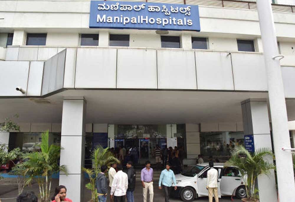 Manipal hospital on Old Air port road in Bengaluru on Friday. DH photo