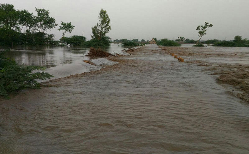 Heavy rains have been lashing the region continuously for the past one week. (DH File Photo)