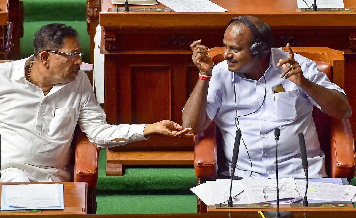 The clip has Parameshwara say that he was “still waiting for the day when JD(S) supremo H D Deve Gowda will consume poison.” The Deputy Chief Minister had made this remark during the 2014 Lok Sabha election campaign.