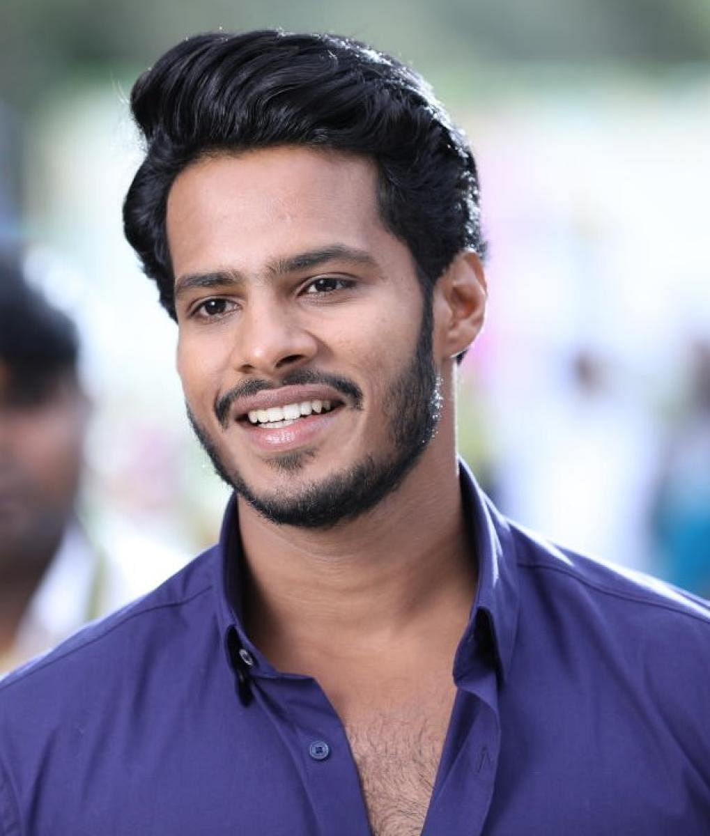 Karnataka Chief Minister H D Kumaraswamy's son Nikhil Kumaraswamy, a popular actor, said Thursday that he was ready to serve the people of Mandya from where he is expected to contest the coming Lok Sabha elections. DH file photo