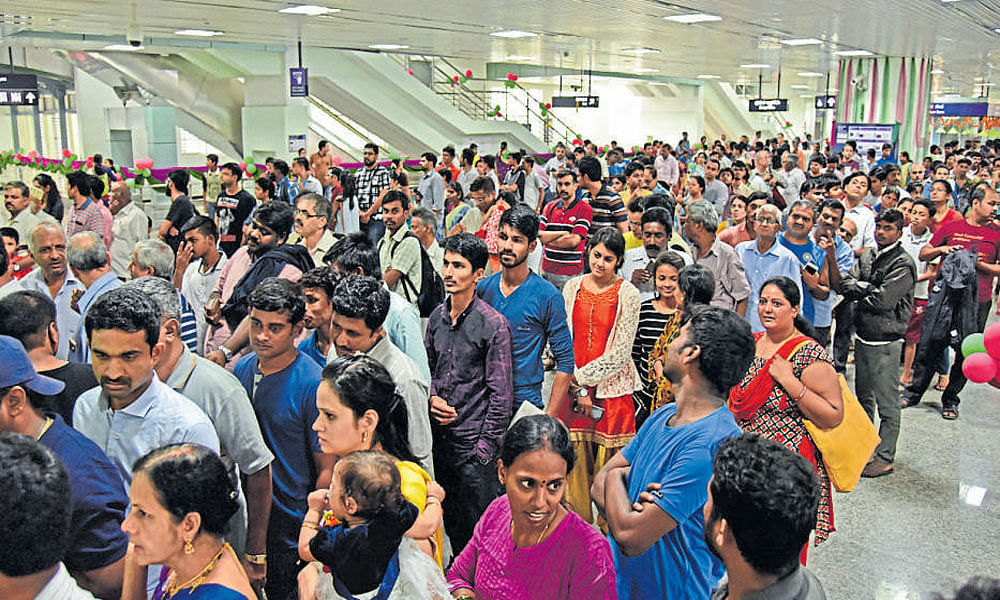Passengers are finding Metro ride suffocating due to huge crowd in the coaches. dh file Photo
