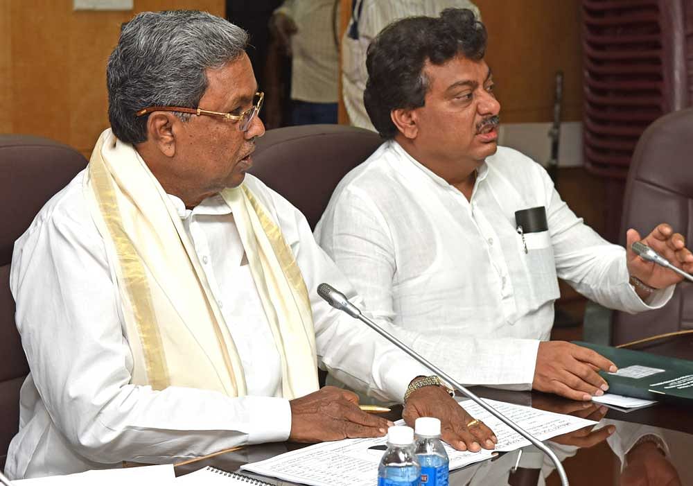 Karnataka Chief Minister Siddaramaiah and Water Resources Minister M B Patil. DH File Photo