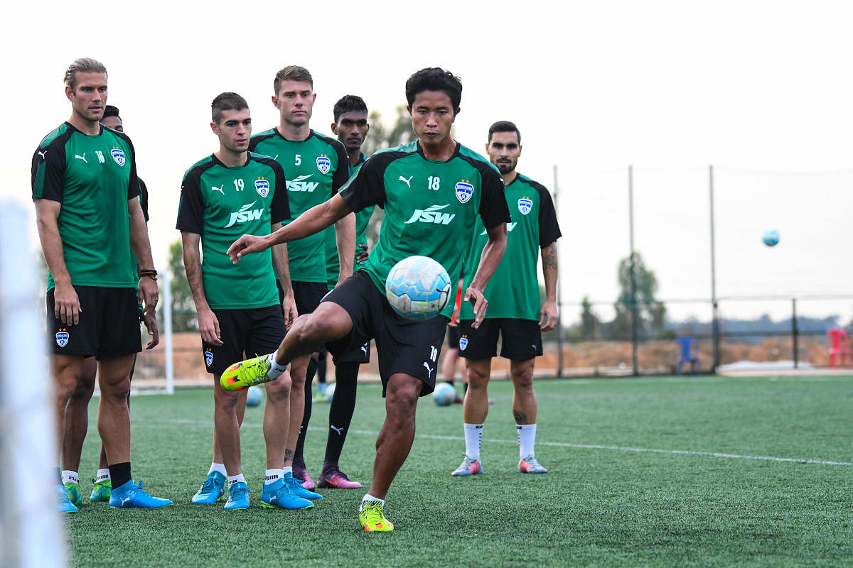 BFC eye chance to extend lead