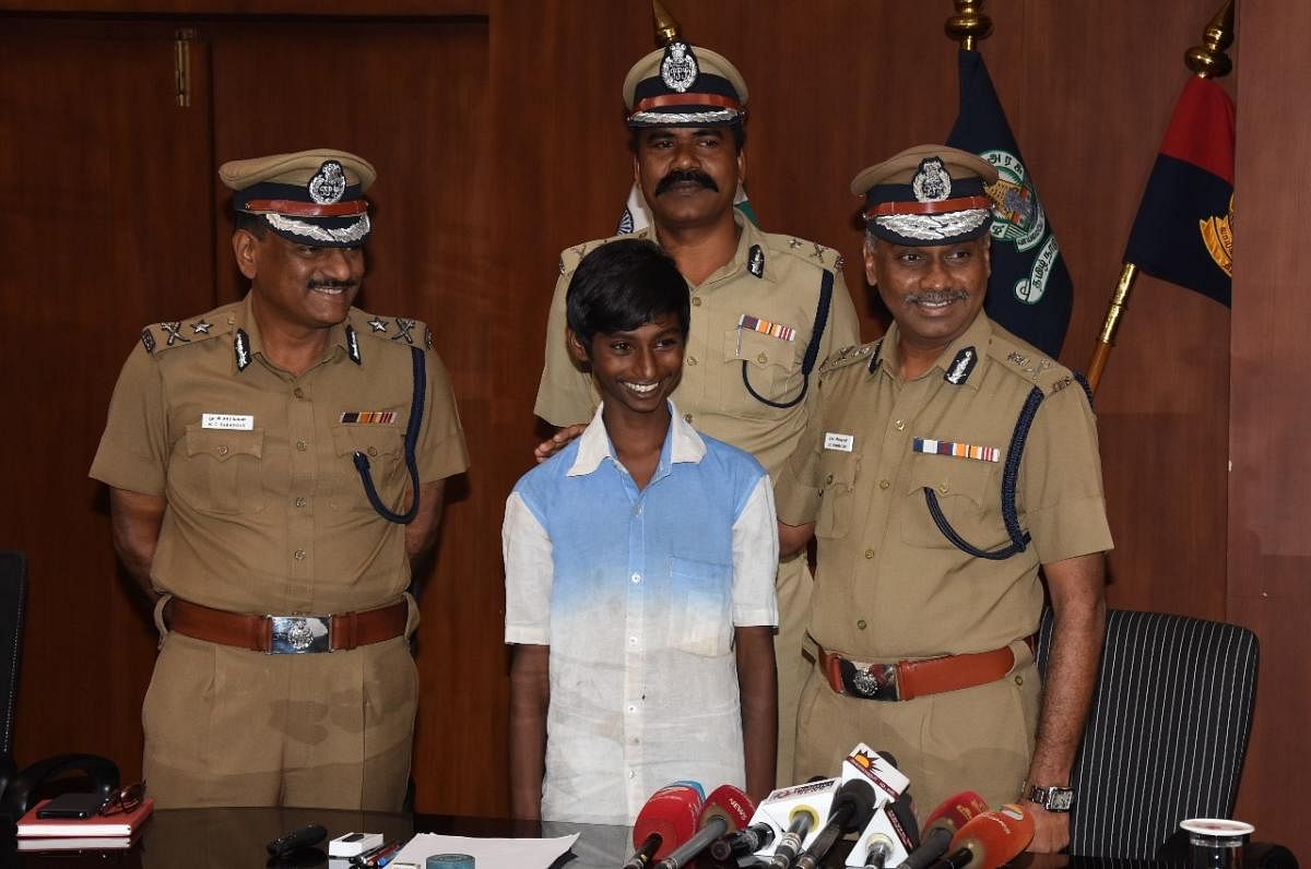 On Thursday, when the Chennai Police felicitated the boy, he rued the fact at 8.30 pm on a bustling street in Chennai, none came to the woman's rescue.