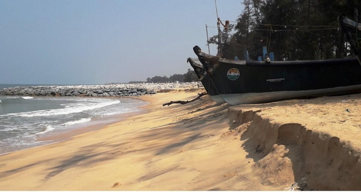 Sea erosion threatens to damage boats parked on the Trasi-Hosapete-Kanchugodu stretch in Byndoor taluk.