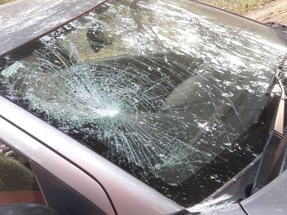 Along with the tweet he posted two pictures of the damaged windshield of his car.