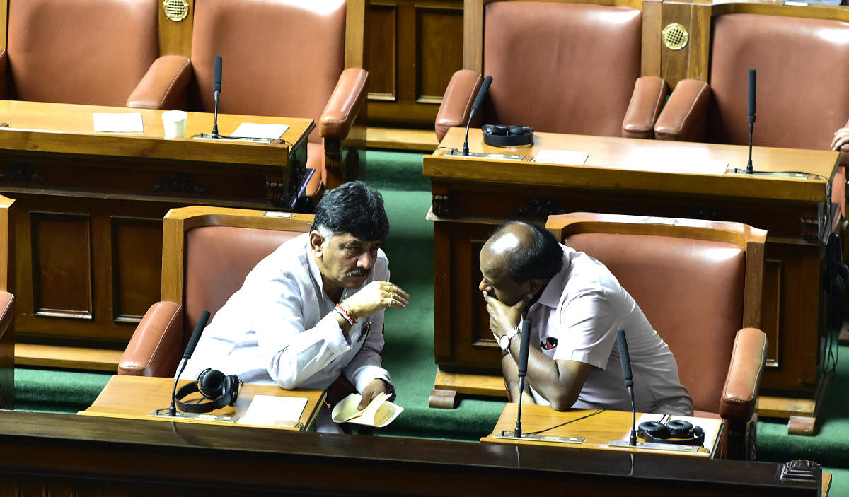 Chief Minister H D Kumaraswamy has asked his Cabinet colleague and Congress troubleshooter D K Shivakumar to take stock of political developments in Mandya. DH FILE PHOTO