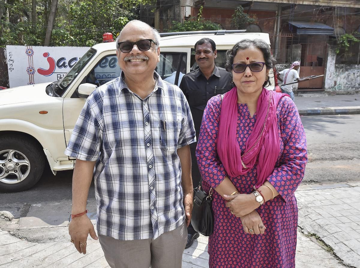 Justice Pinaki Chandra Ghose, the first Lokpal or anti-corruption ombudsman of India, with his wife at their residence, in Kolkata. PTI
