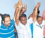 Karnataka Assembly Speaker disqualifies 16 rebel MLAs