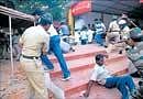 Police lathicharge agitated fans who went on the rampage at the Mysore Race Club on Sunday. DH Photo