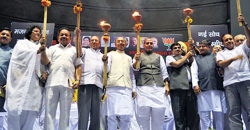 BJP leaders at a function in New Delhi on Tuesday. DH Photo