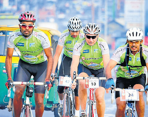 The cyclists seen involved in a keen tussle for supremacy in the previous edition of the Tour Of Nilgiris.