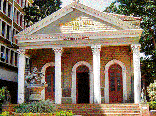 tribute The Daly Memorial Hall in Bangalore. (courtesy: wikimedia commons)