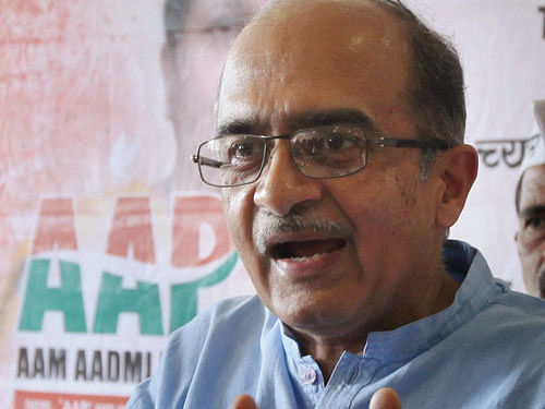 Senior Aam Aadmi Party (AAP) leader and lawyer Prashant Bhushan (in pic) on Tuesday demanded an independent probe into the role of former Tamil Nadu chief minister Karunanidhi and IPS officer Jaffer Sait in the 2G spectrum scam after releasing the transcript of four new audio tapes. PTI