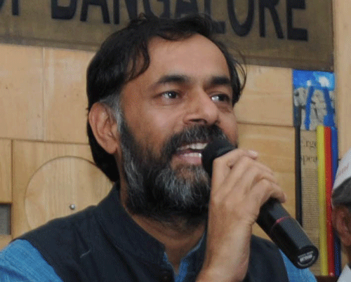 AAP ideologue Yogendra Yadav has admitted that his party failed to anticipate the loss in public perception after the episode involving Law Minister Somnath Bharti. DH File Photo