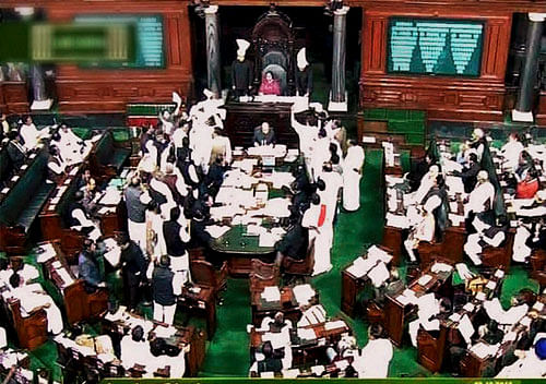 As soon as the Lok Sabha met, members opposing the division of Andhra Pradesh raised slogans demanding that Andhra Pradesh remain united. This led Speaker Meira Kumar to adjourn the house till 12 noon.PTI file photo