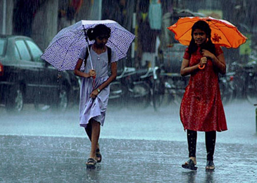Heavy rain, accompanied by strong winds, lashed the national capital on Sunday evening, leading to a steep fall in Mercury level after the day temperature hovered close to 40 degrees Celsius. PTI photo