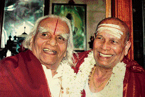 file picture of renowned Yoga gurus  B&#8200;K&#8200;S&#8200;Iyengar and K&#8200;Pattabhi Jois at the latter's residence in Gokulam, Mysore. (Pic by special arrangement)