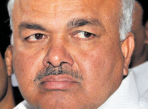 RAMALINGA REDDY, TRANSPORT MINISTER: It is true that the HSRP project is stuck at the final stage of tender. There are complaints against the companies shortlisted. Since both the companies claim to have favourable orders from the High Court and the Supreme Court,we have sought legal opinion.We will soon take a decision.