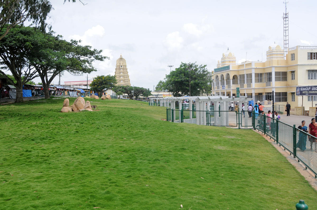 The Chamundeshwari temple atop the Chamundi Hill, in Mysuru. The building in the foreground is the Dasoha Bhavan of the temple.
