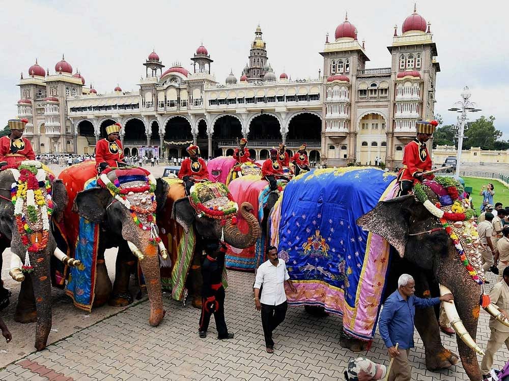 To enable both domestic and international tourists to travel comfortably to witness the world-famous Dasara, the state Tourism department and the Karnataka State Tourism Development Corporation (KSTDC) are launching a special aircraft from Bengaluru to Mysuru from October 10 to 20.