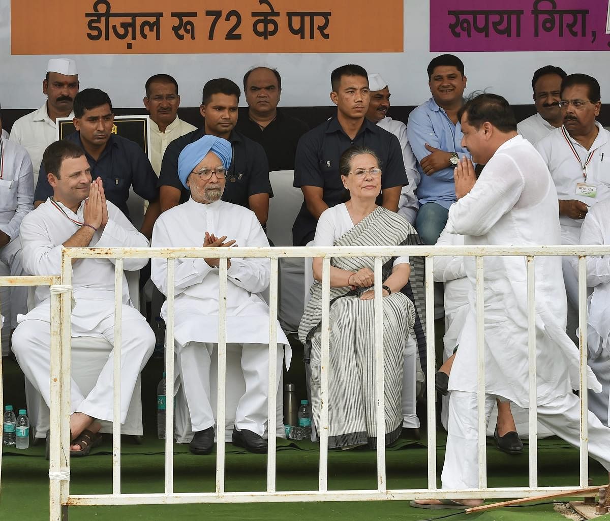 (L-R) Congress President Rahul Gandhi, former Prime Minister Manmohan Singh, former congress president Sonia Gandhi, and AAP leader Sanjay Singh at a 'dharna' during the 'Bharat Bandh' protest called by Congress and other parties against fuel price hike and depreciation of the rupee, in New Delhi, Monday, Sept 10, 2018. (PTI Photo)