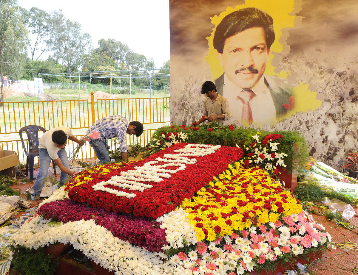 The Mysuru district administration has assured the fans that the dispute will be resolved in January, and the construction of the memorial will begin in the same month. DH FILE PHOTO