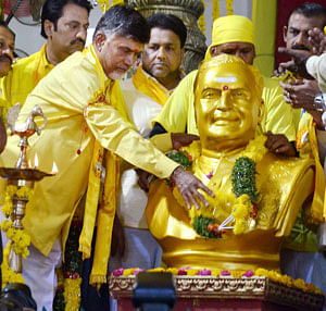 TDP President N Chandrababu Naidu paying tributes to party founder NT Ramarao on the occasion of the party's 32nd formation day (Mahanadu) at Gandipet near Hyderabad on Monday. PTI Photo
