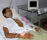 TRS President K Chandrasekhar Rao, who is on fast unto death demanding statehood for Telangana, at a hospital in Hyderabad on Wednesday. PTI