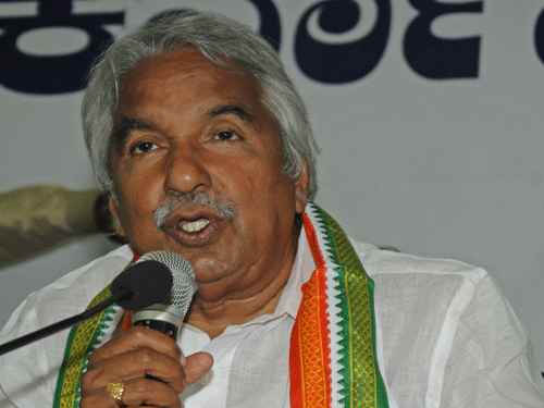 Chief Minister Oommen Chandy, in his reply, said the apartment complex had sought permission in 2007 when Achuthanandan was at the helm of affairs. DH file photo
