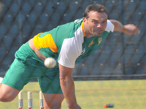 After four seasons as player, celebrated South African all-rounder Jacques Kallis will now be seen as a mentor and batting consultant for IPL franchise Kolkata Knight Riders. DH photo