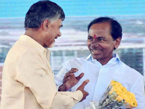 Telangana Chief Minister K Chandrasekhar Rao on Monday flew to Vijayawada and invited his Andhra Pradesh counterpart Nara Chandrababu Naidu to the proposed Ayutha Chandi Yagam later this month. PTI file photo