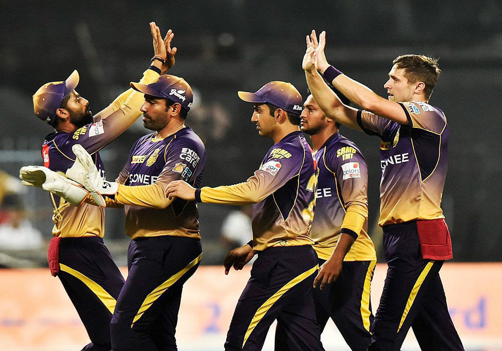 Kolkata Knight Riders fielded an unchanged team, while Hyderabad brought in  Mohammed Siraj and Bipul Sharma in place of Deepak Hooda and Ashish Nehra. PTI File Photo