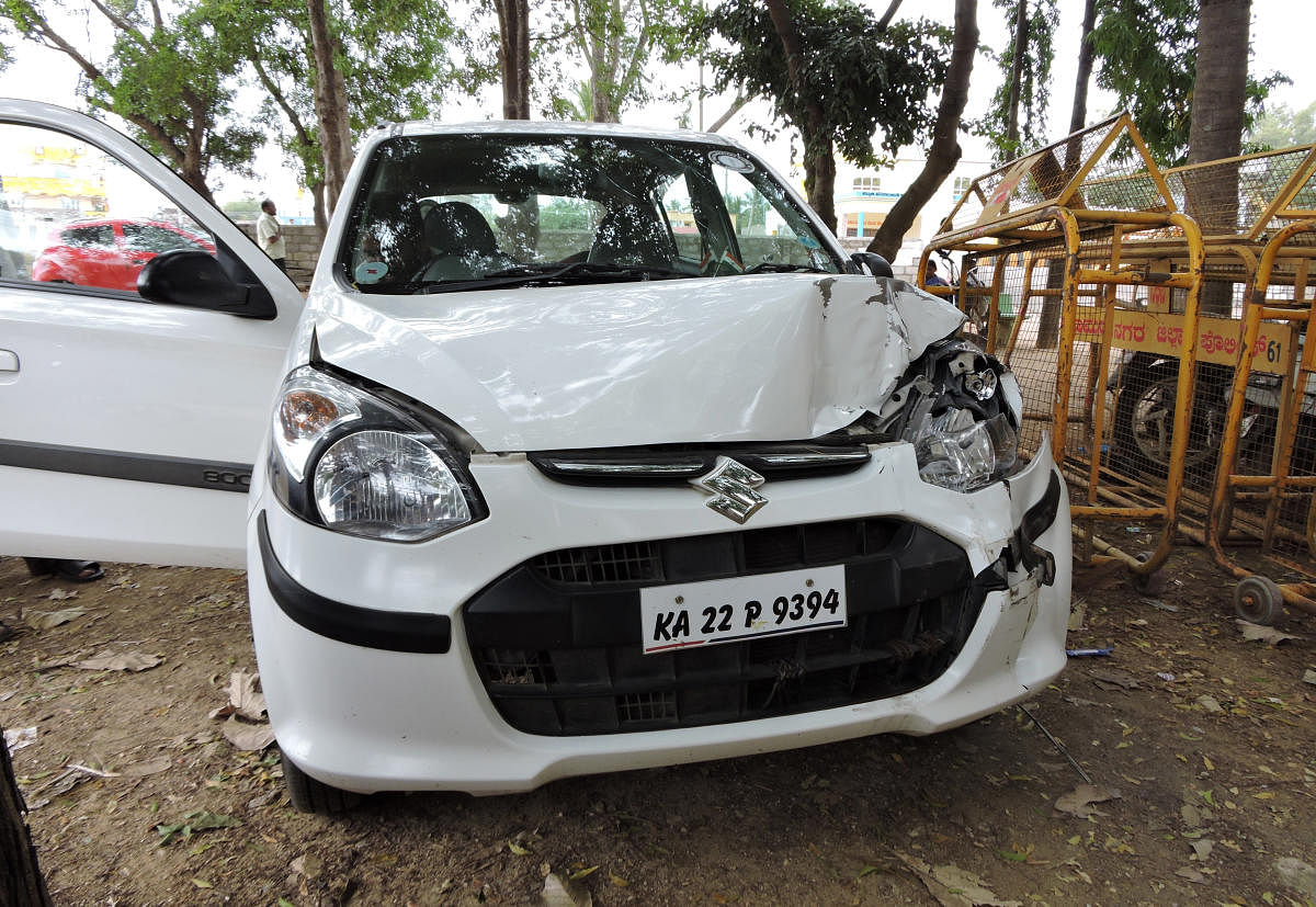 District Judge Basavaraju's car that was damaged in a road mishap in Chamarajanagar on Tuesday.