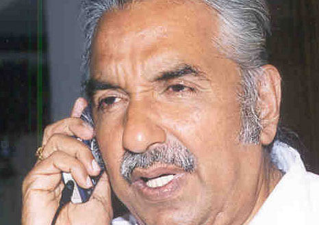 Kerala Chief Minister Oommen Chandy, dh file photo