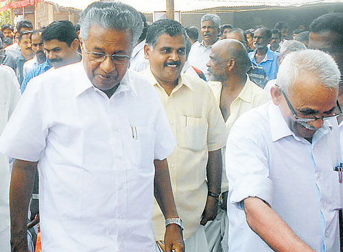Pinarayi Vijayan arrives for a campaign at Vadakkenchery in Palakkad on Saturday. DH Photo
