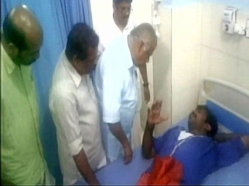CPM's Pinarayi Vijayan met party worker who got injured during bomb explosion in LDF victory rally in Kannur. A NI
