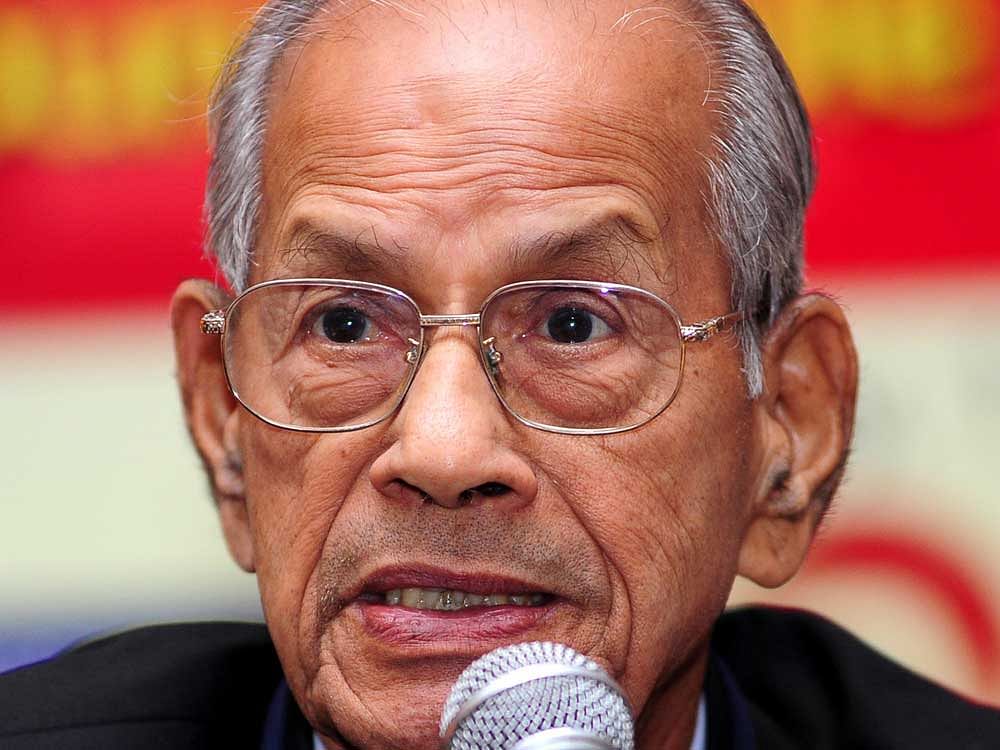 The Kerala government yesterday shot off a letter to the PMO to accommodate three more dignitaries, including Sreedharan, the DMRC Principal Advisor popularly known as the 'metro man', on the dais during the inaugural function. In picture:  E Sreedharan. DH file photo.