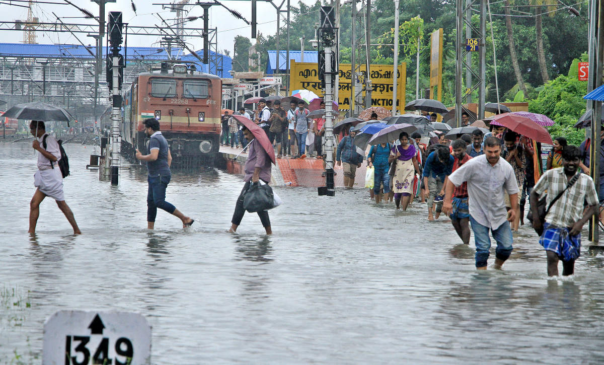 Flooding of tracks at the Ernakulam South railway station on Monday caused cancellation and rescheduling of many trains. (DH Photo)