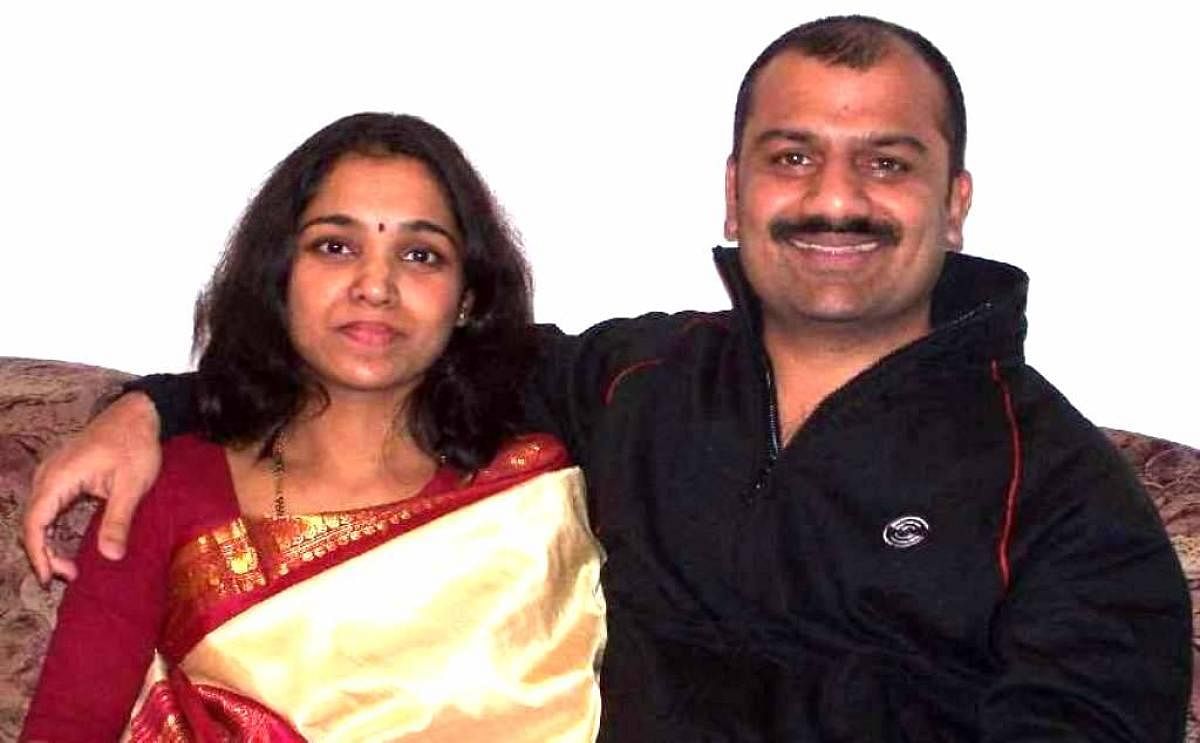 Smitha with husband Prashant
